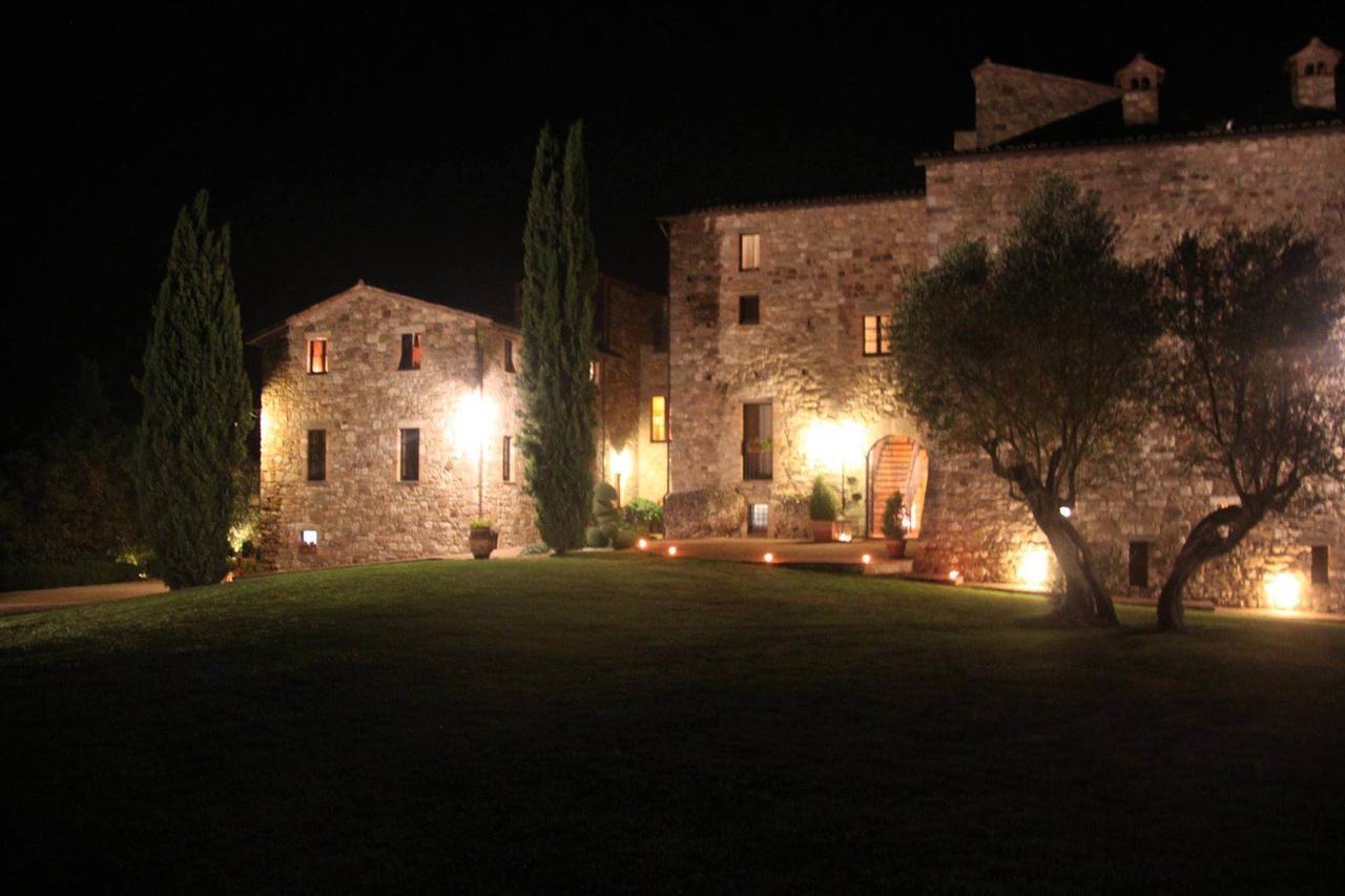 Tenuta Di Canonica Тоди Екстериор снимка