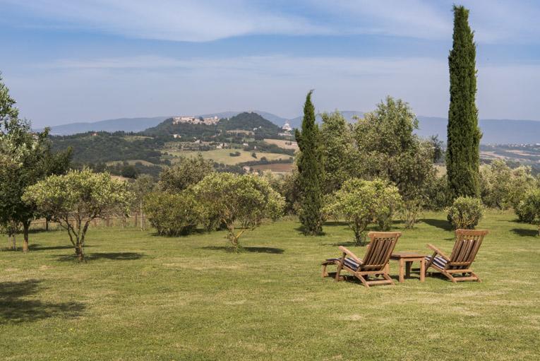 Tenuta Di Canonica Тоди Екстериор снимка