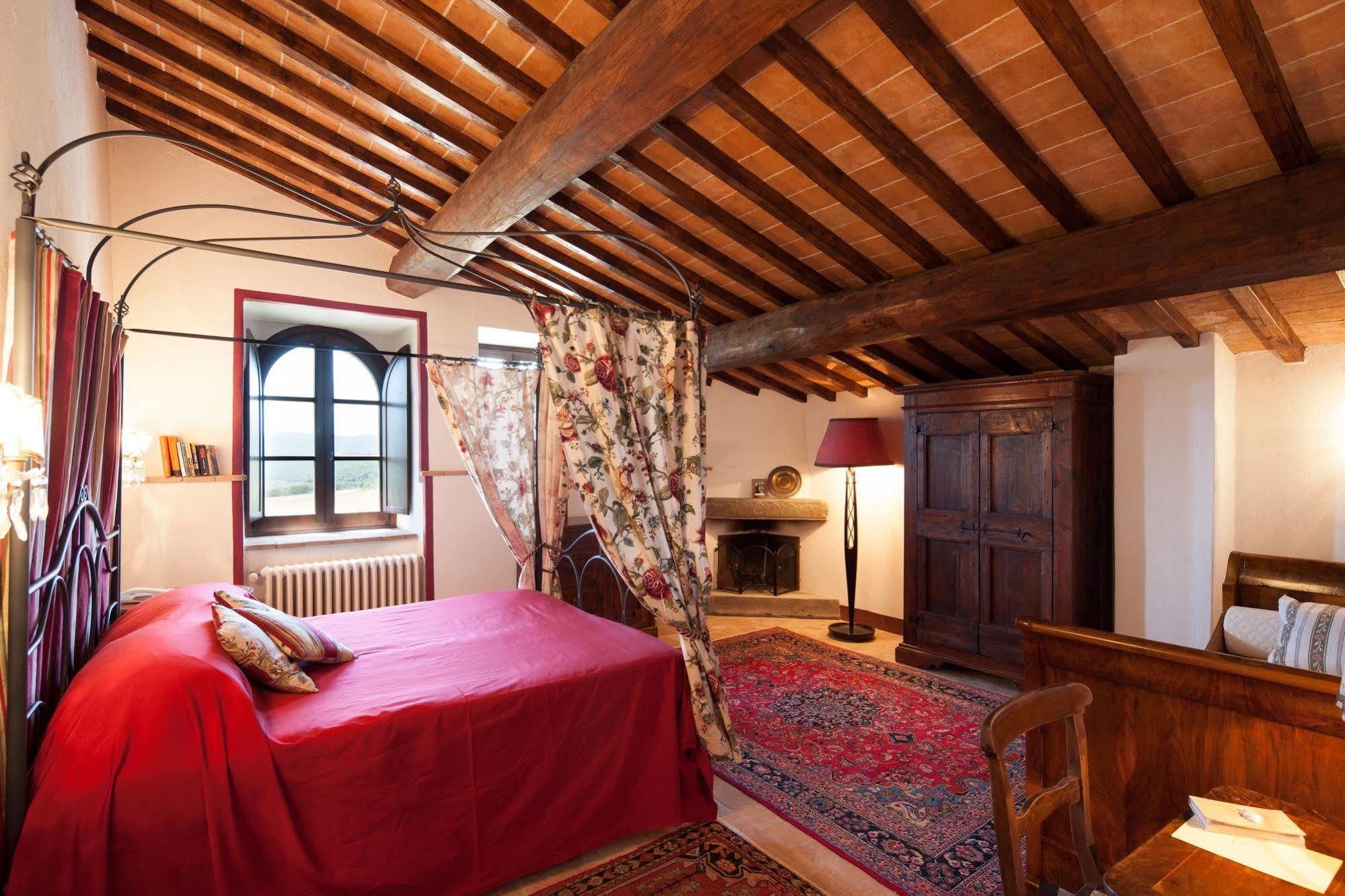 Tenuta Di Canonica Тоди Екстериор снимка