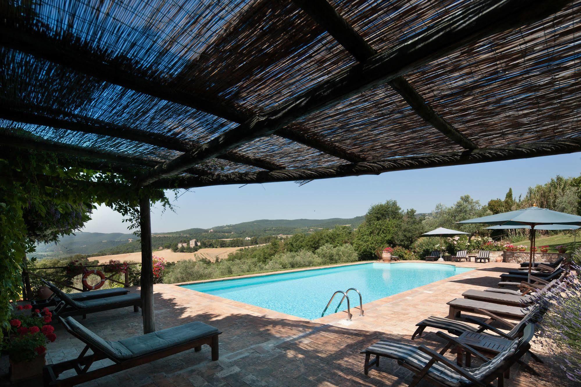 Tenuta Di Canonica Тоди Екстериор снимка