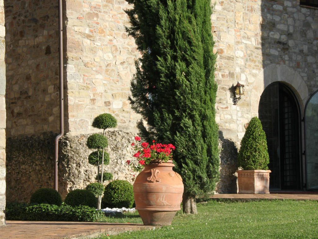 Tenuta Di Canonica Тоди Екстериор снимка